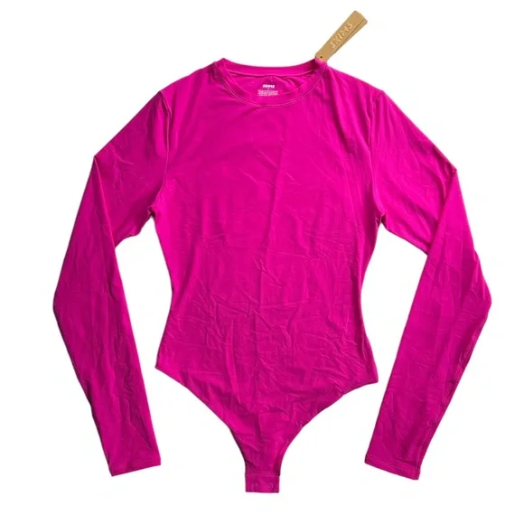 NWT SKIMS Fits Everybody Long Sleeve Crew Neck Bodysuit in Fuchsia Size XS - Picture 2 of 6